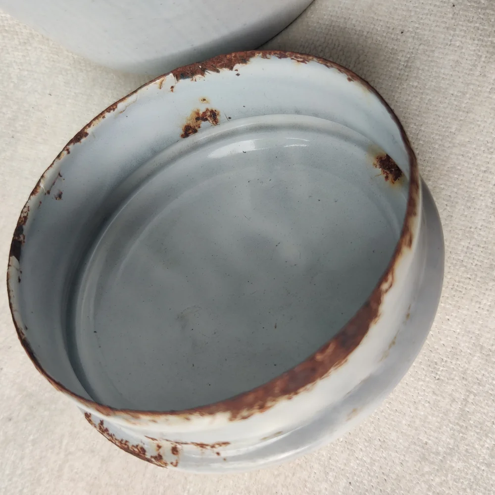 Vintage Antique White Enamelware Milk Canister Lid Wood Bail Handle 9